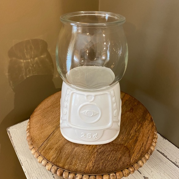 Gum Ball Machine Glass and Metal ! Top comes of ! - Picture 2 of 5